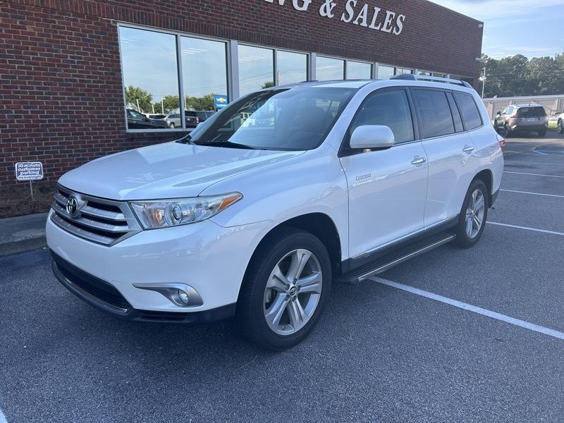 Toyota Highlander Limited 2WD 2012