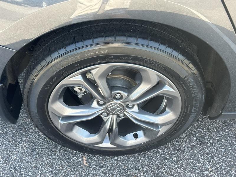 Honda Accord EX 2024