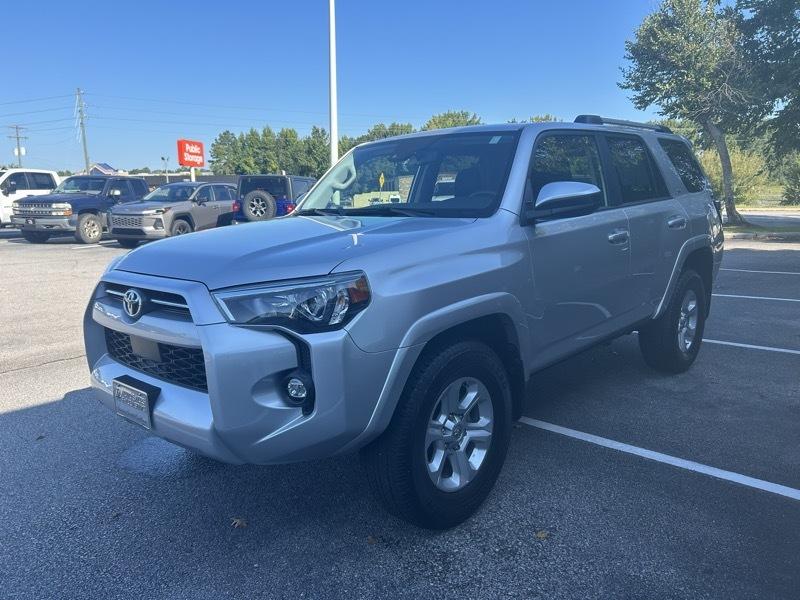 Toyota 4Runner SR5 2023