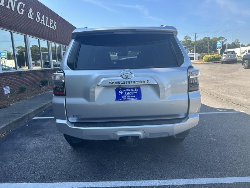 Toyota 4Runner SR5 2023
