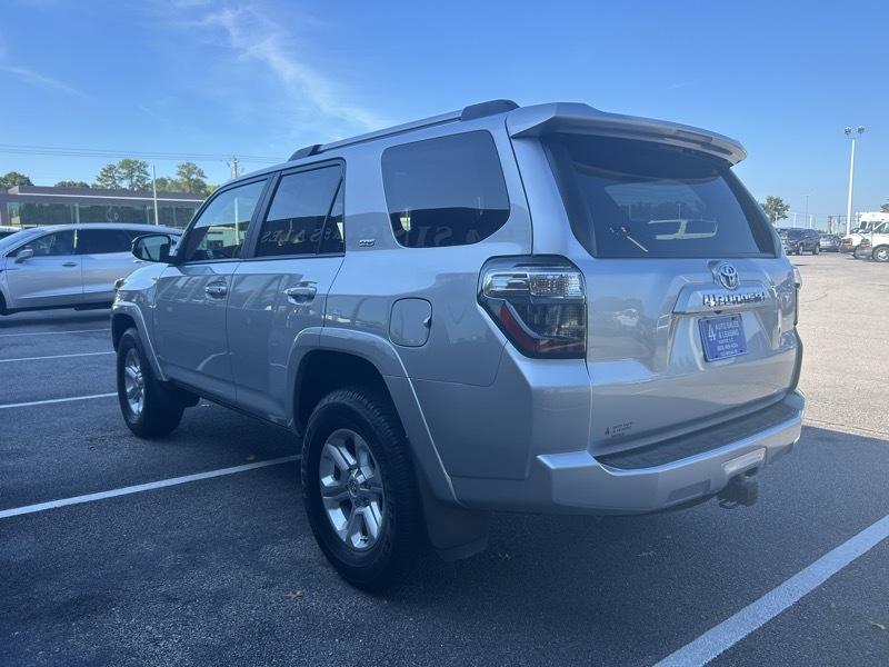 Toyota 4Runner SR5 2023