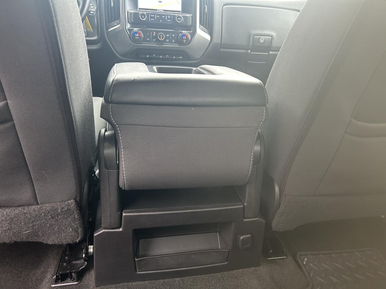 Chevrolet Silverado 1500 4WD Crew Cab 143.5" LT w/1LT 2017