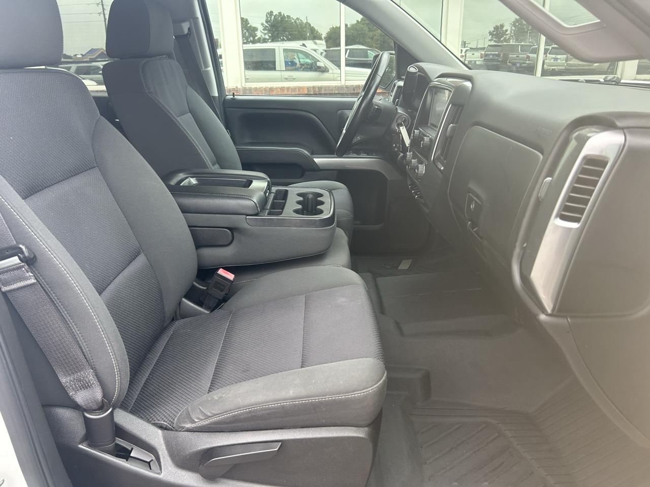 Chevrolet Silverado 1500 4WD Crew Cab 143.5" LT w/1LT 2017