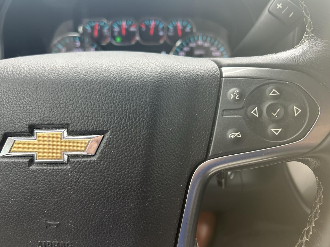 Chevrolet Silverado 1500 4WD Crew Cab 143.5" LT w/1LT 2017