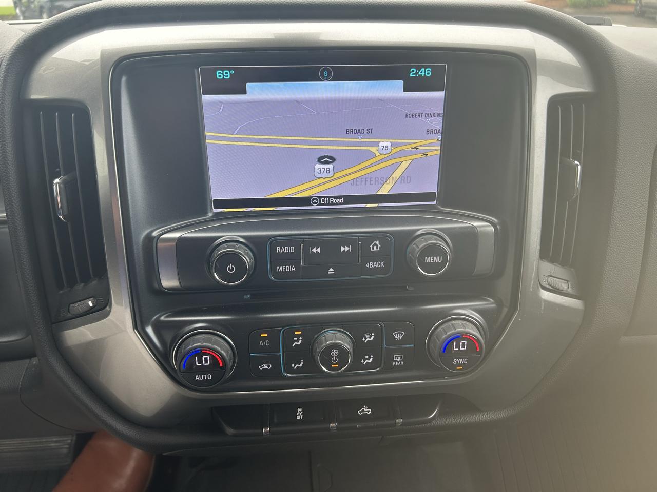Chevrolet Silverado 1500 4WD Crew Cab 143.5" LT w/1LT 2017