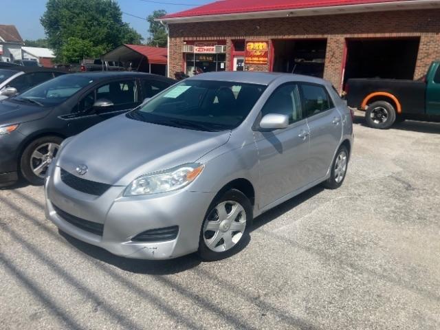 Toyota Matrix Base 4-Speed AT 2009