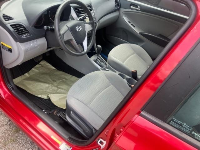 Hyundai Accent SE 4-Door 6A 2017