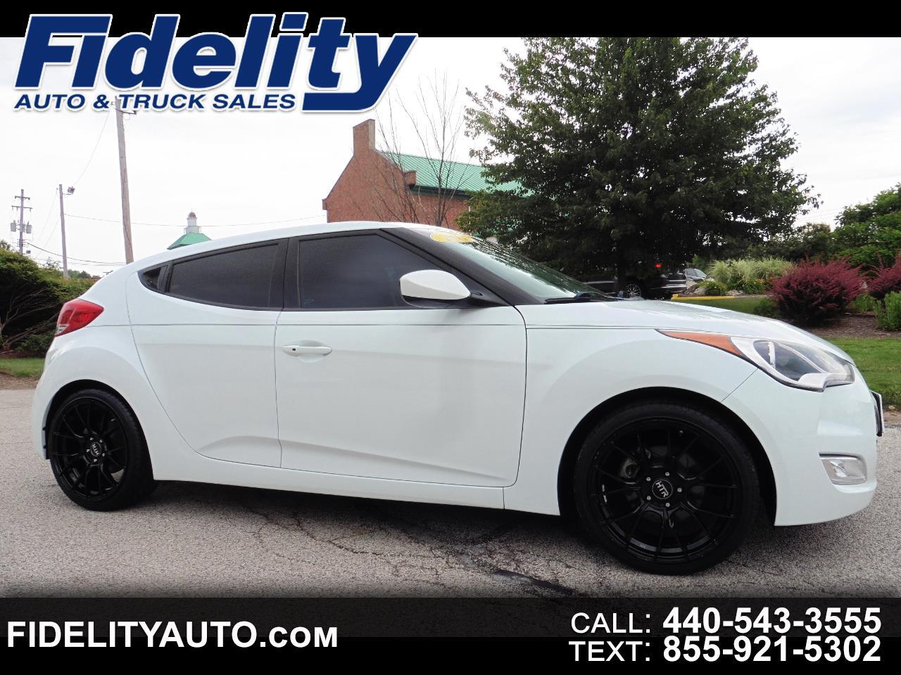 2012 Hyundai Veloster 3dr Cpe Auto w/Red Int