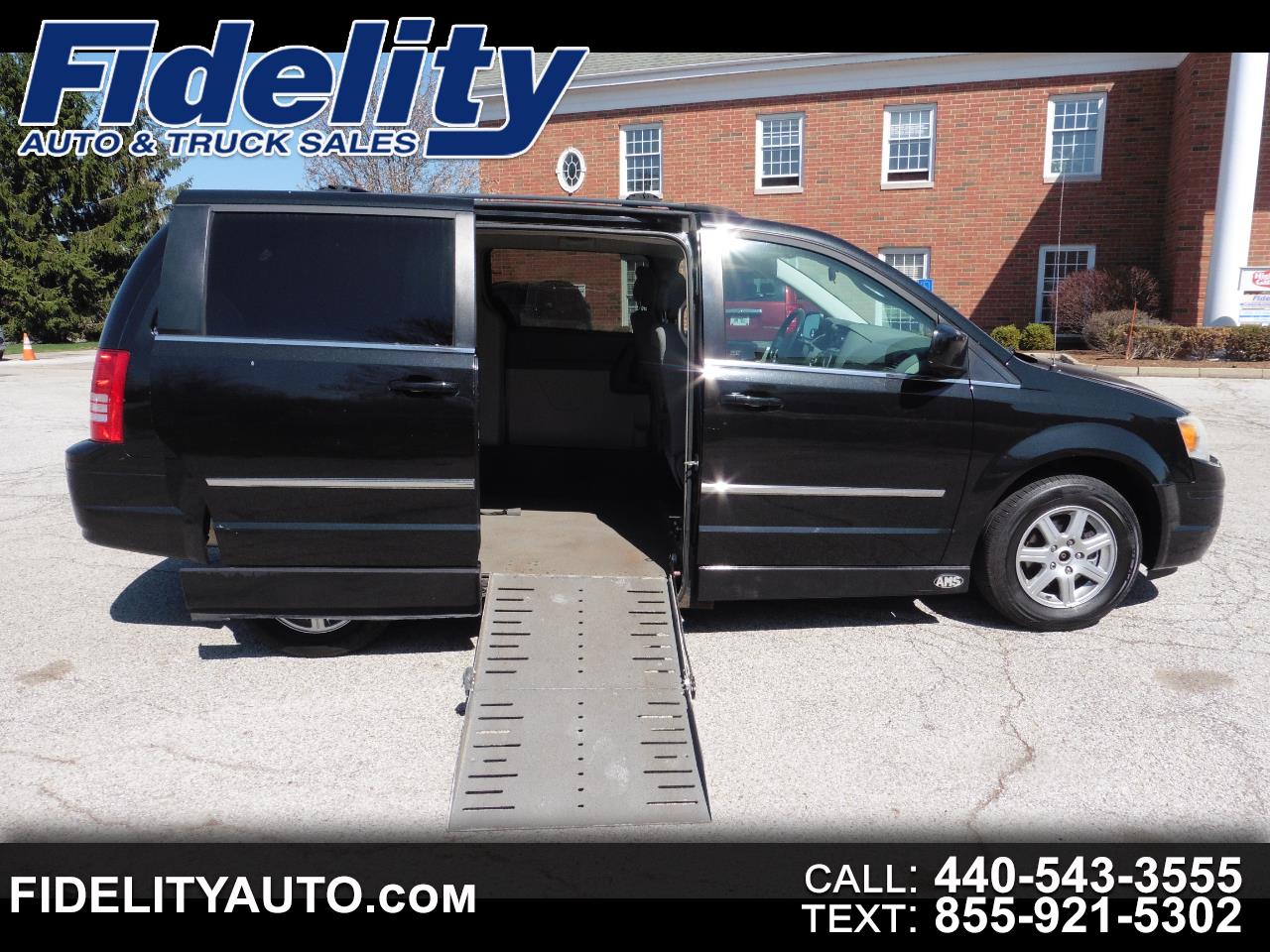 Used 2010 Chrysler Town & Country Wheelchair Ramp/Handicap Side Access