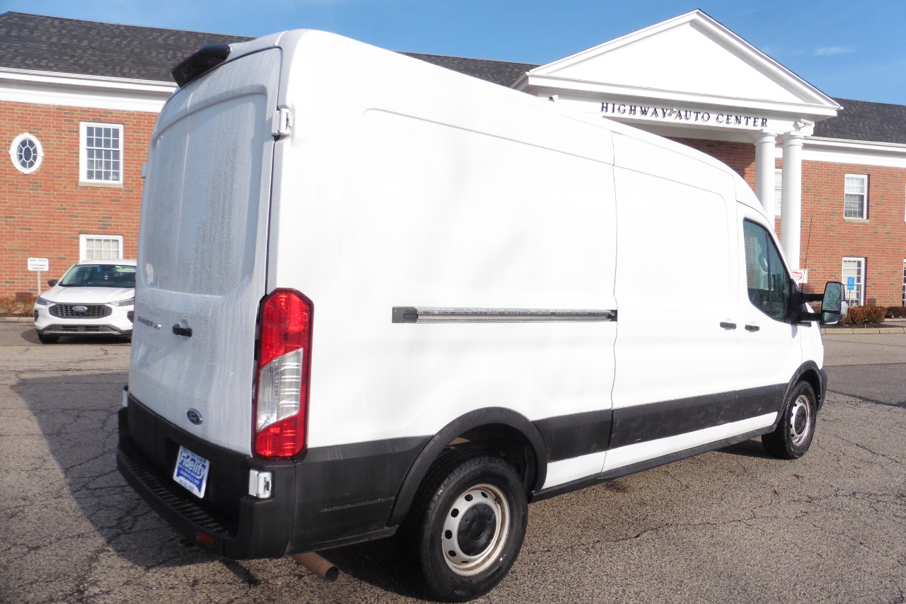 Ford Transit 250 Van Med. Roof w/Sliding Pass. 148-in. WB 2023