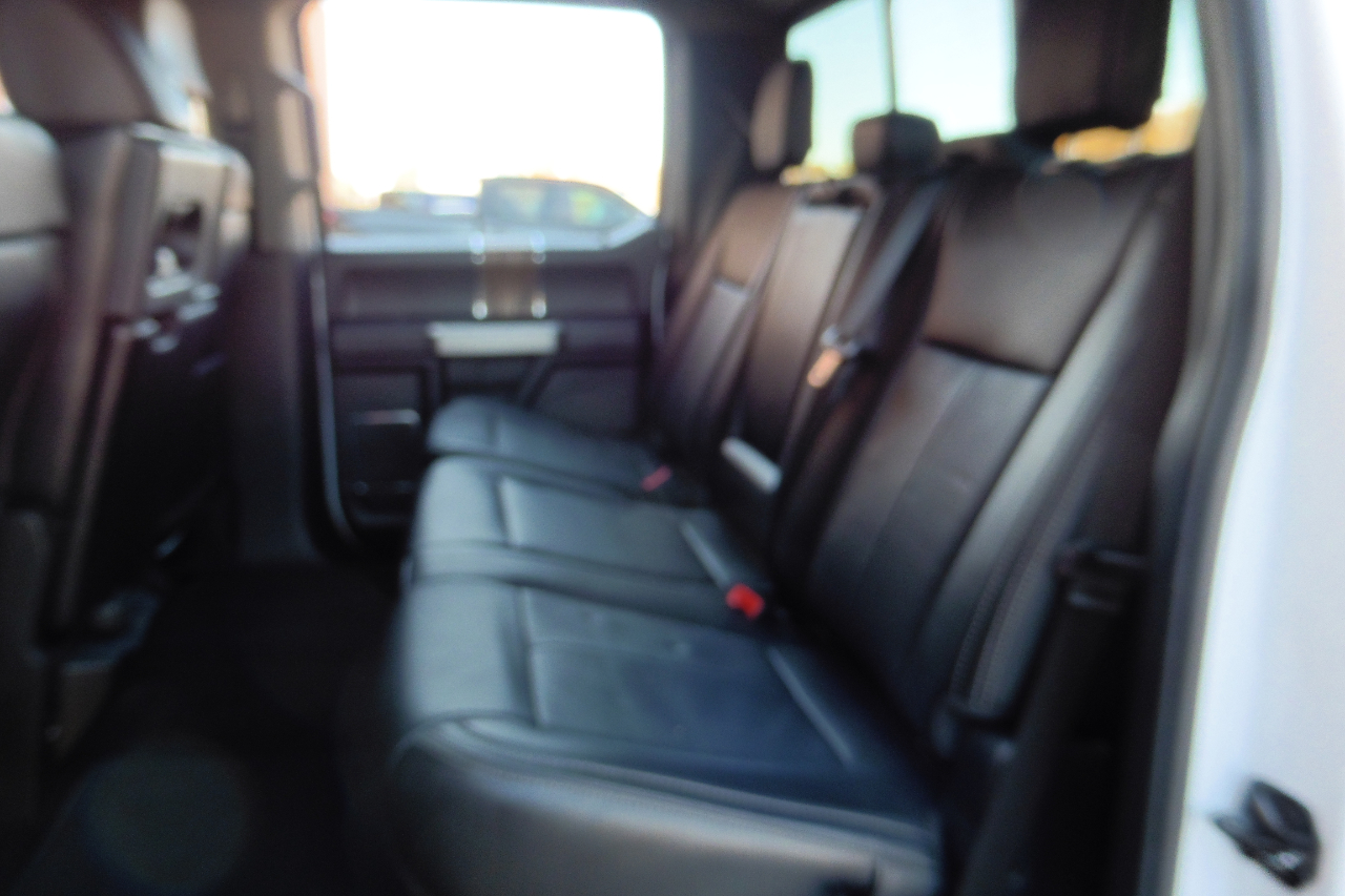 Ford F-150 4WD SuperCrew 145" Lariat 2020