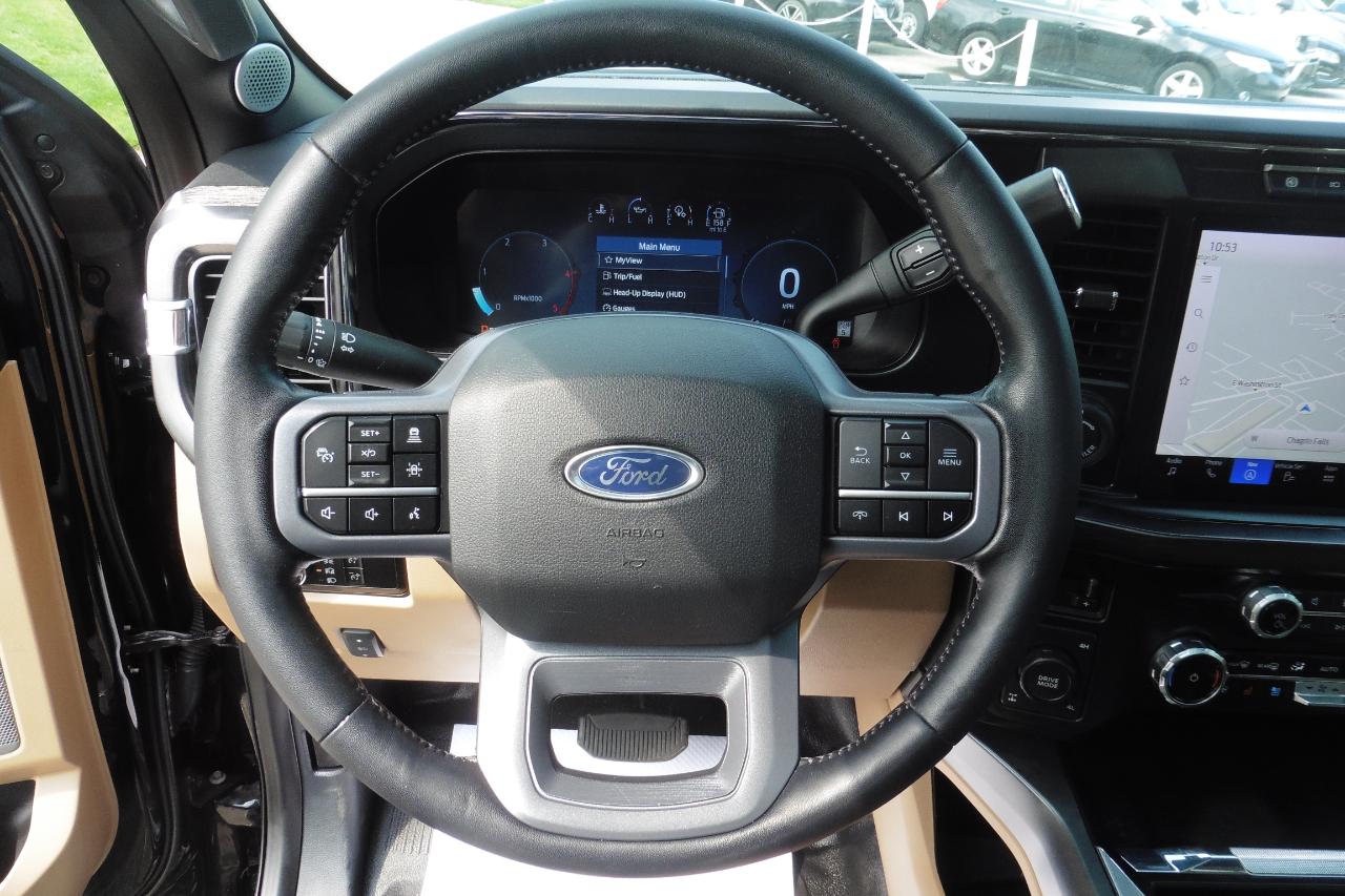 Ford F-350 SD Lariat Crew Cab Short Bed 4WD 2023