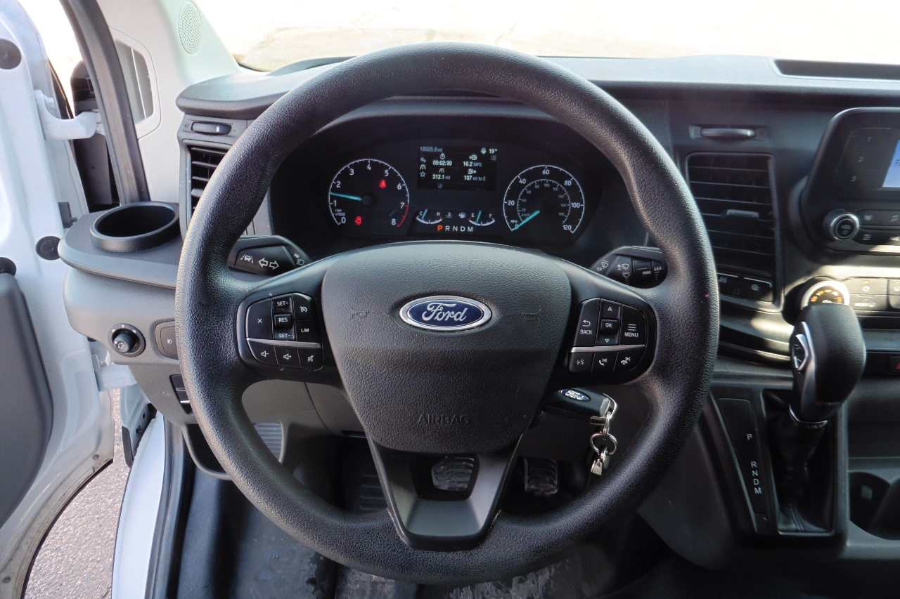 Ford Transit 250 Van Low Roof w/Sliding Pass. 130-in. WB 2024