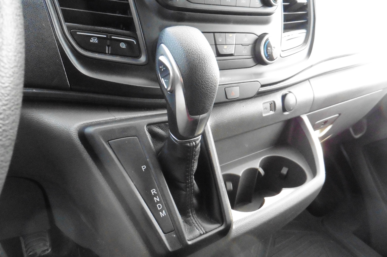 Ford Transit 250 Van Low Roof w/Sliding Pass. 130-in. WB 2024