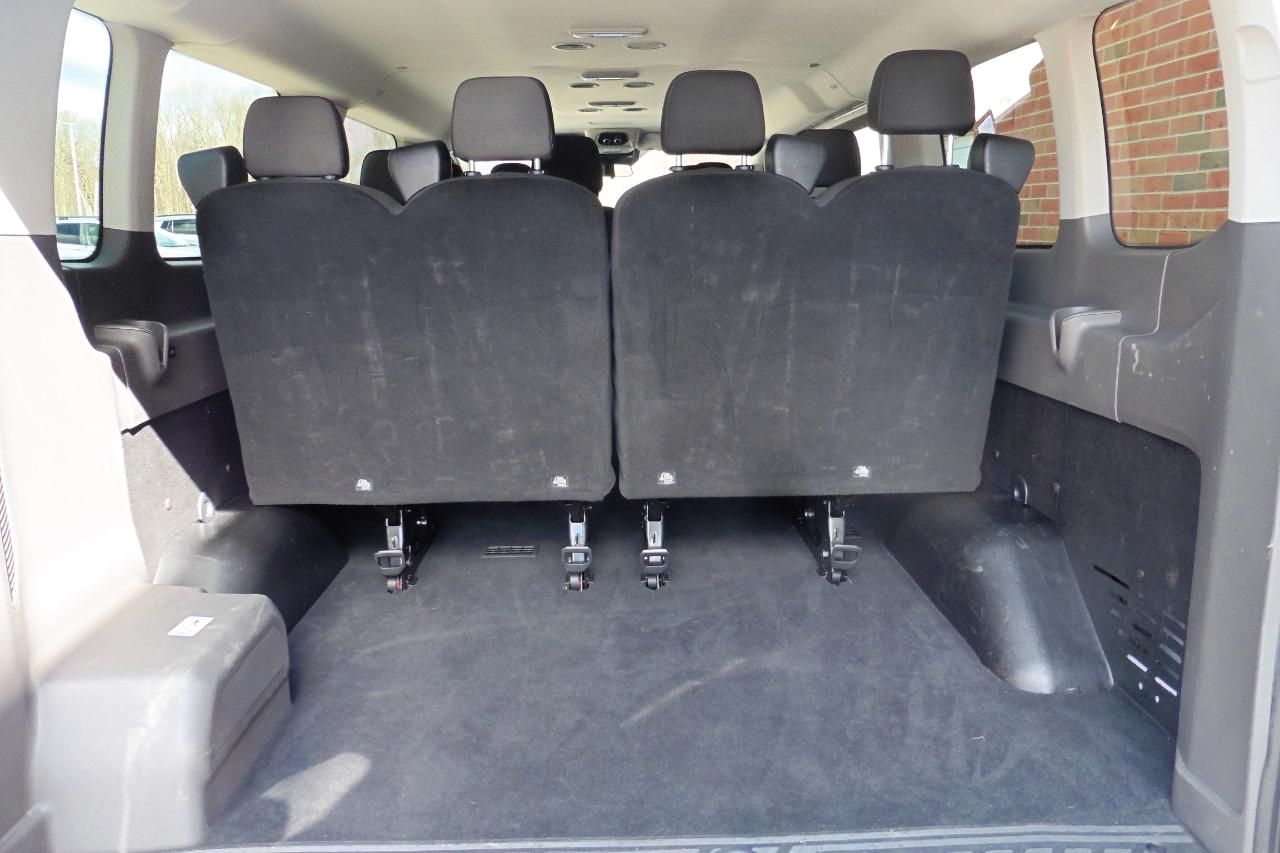 Ford Transit 350 Wagon Low Roof XL w/Sliding Pass. 148-in. WB 2023