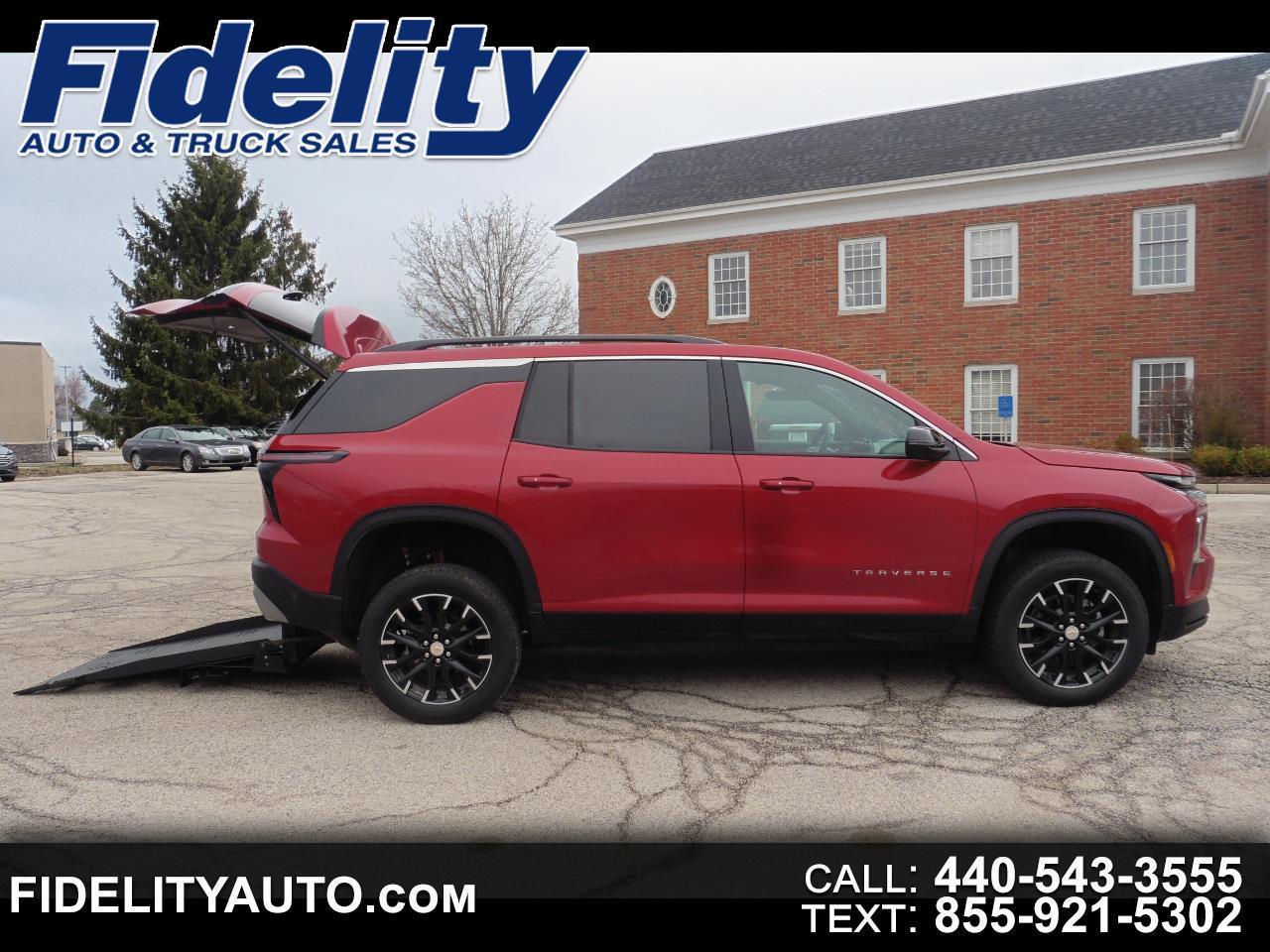 2025 Chevrolet Traverse LT With Power Rear Mobility Ramp
