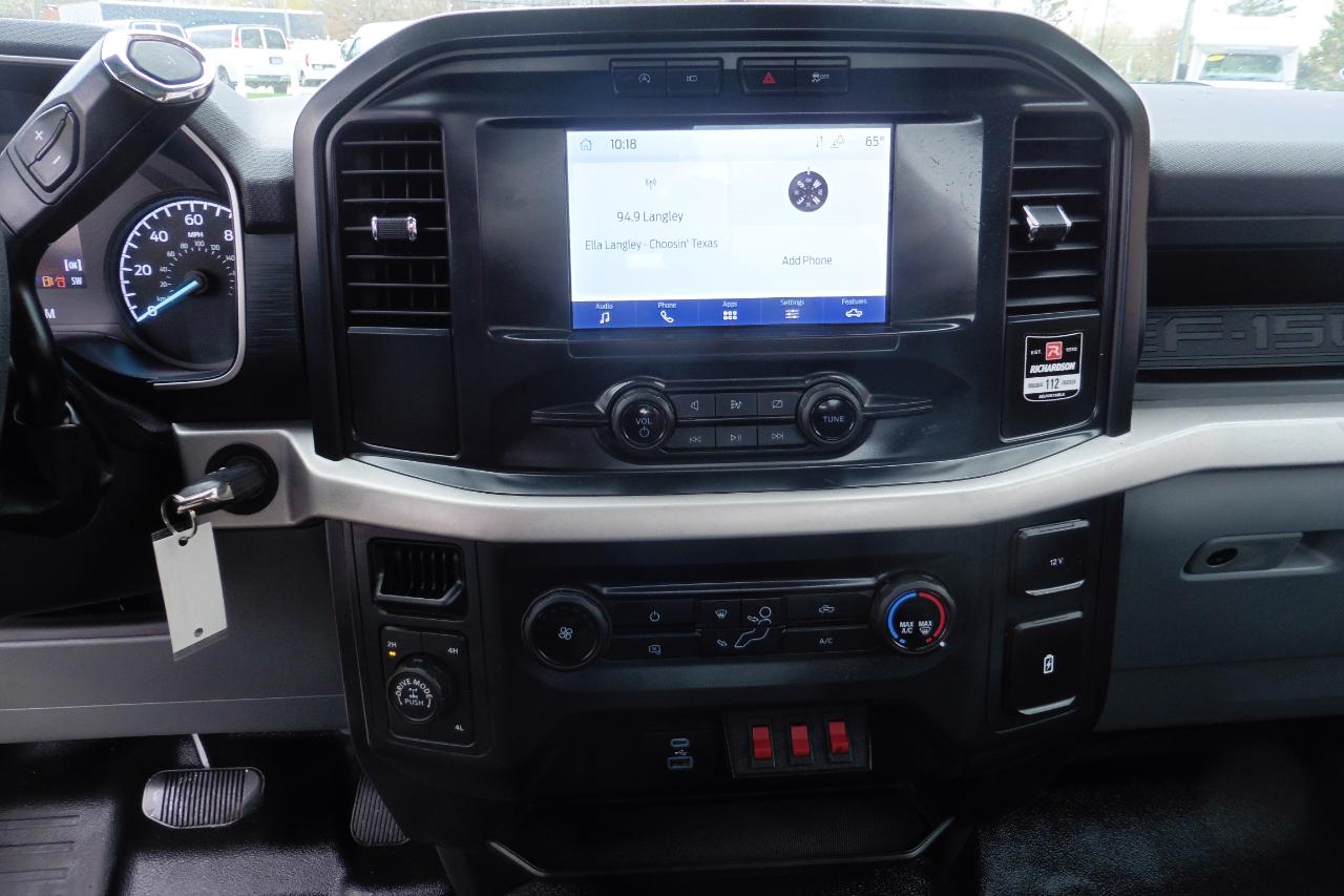 Ford F-150 4WD Reg Cab 141" XL 2022