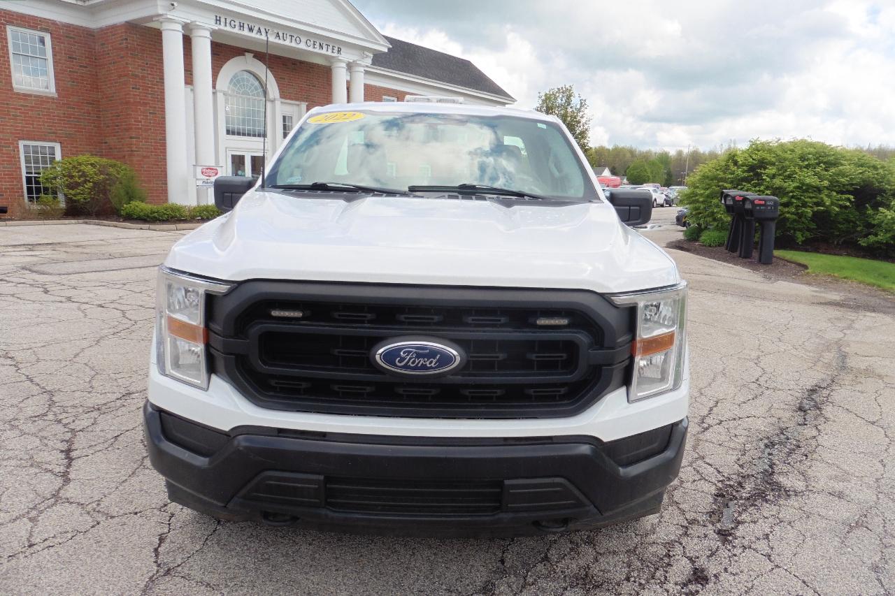 Ford F-150 4WD Reg Cab 141" XL 2022