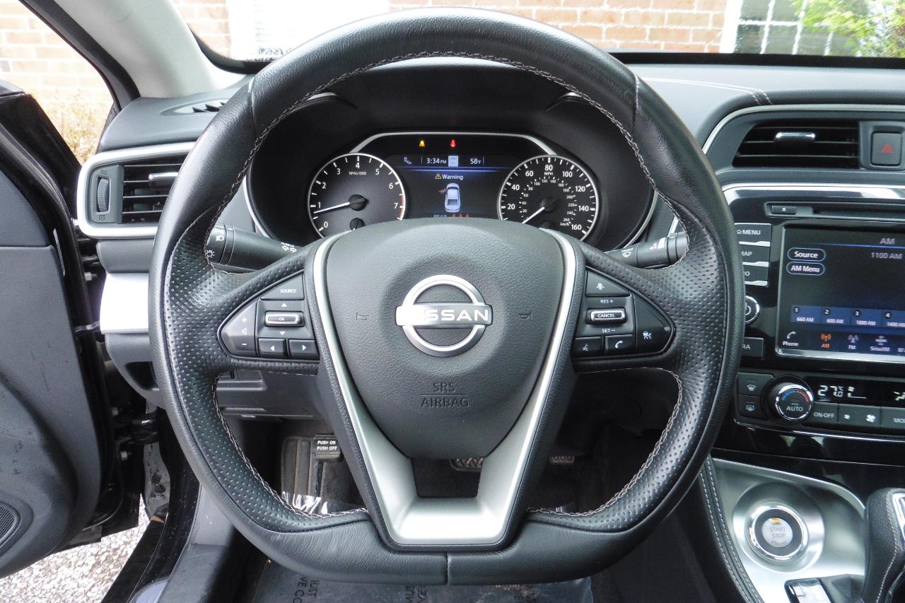 Nissan Maxima  2023