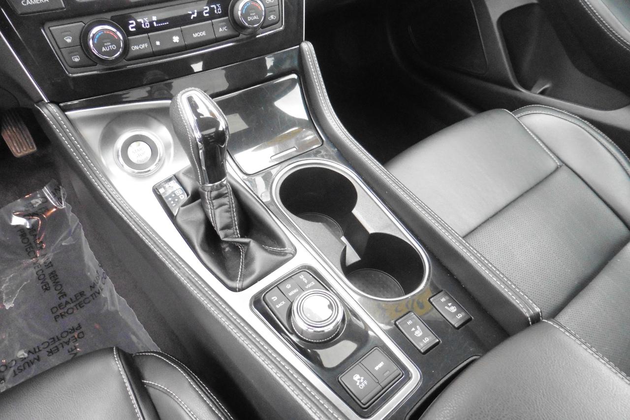 Nissan Maxima  2023