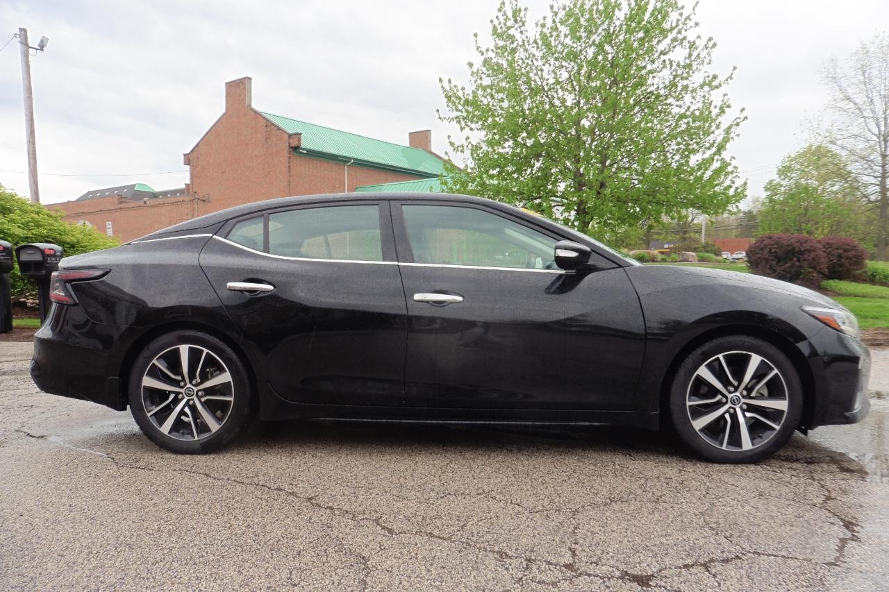 Nissan Maxima  2023