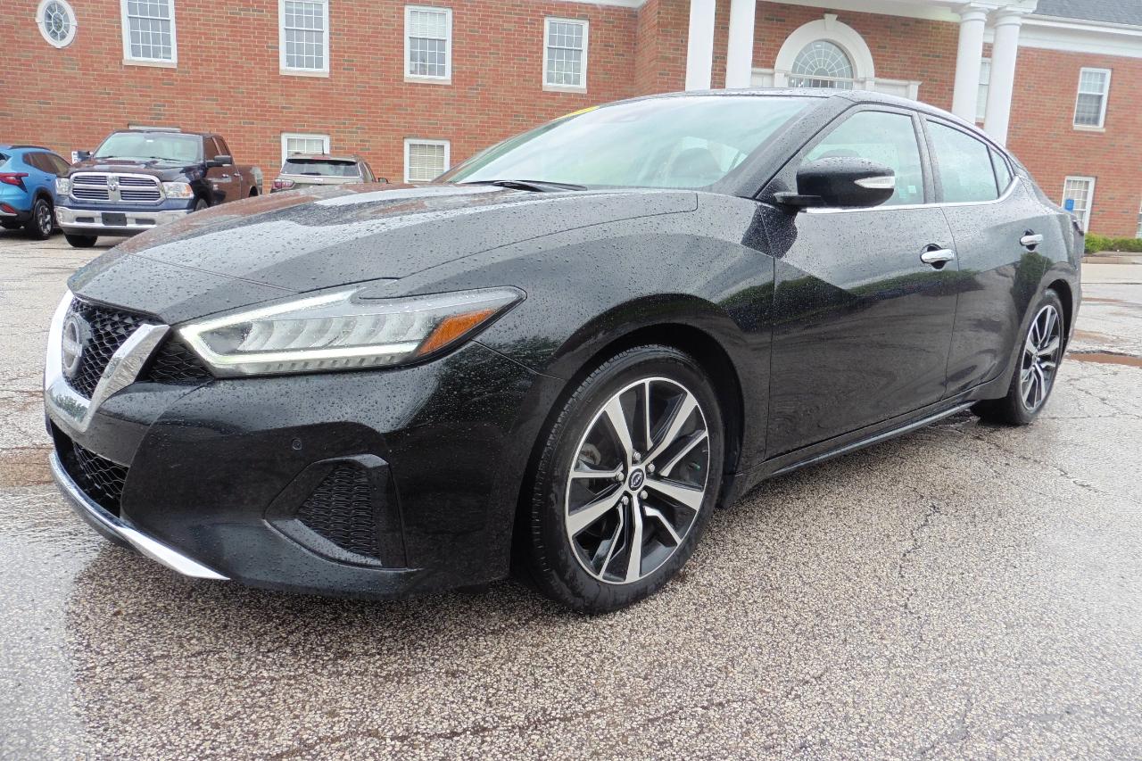Nissan Maxima  2023