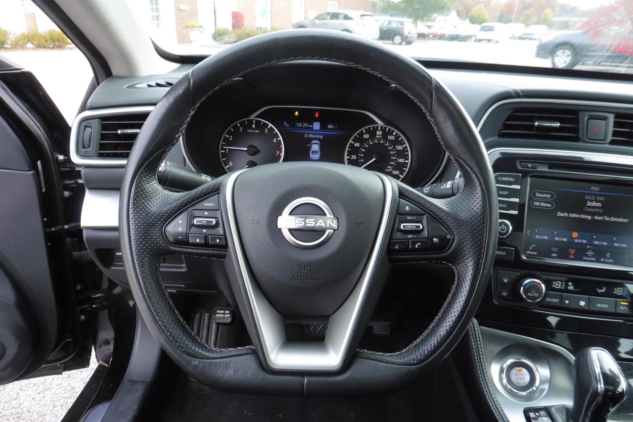 Nissan Maxima SL 4D Sedan 2023