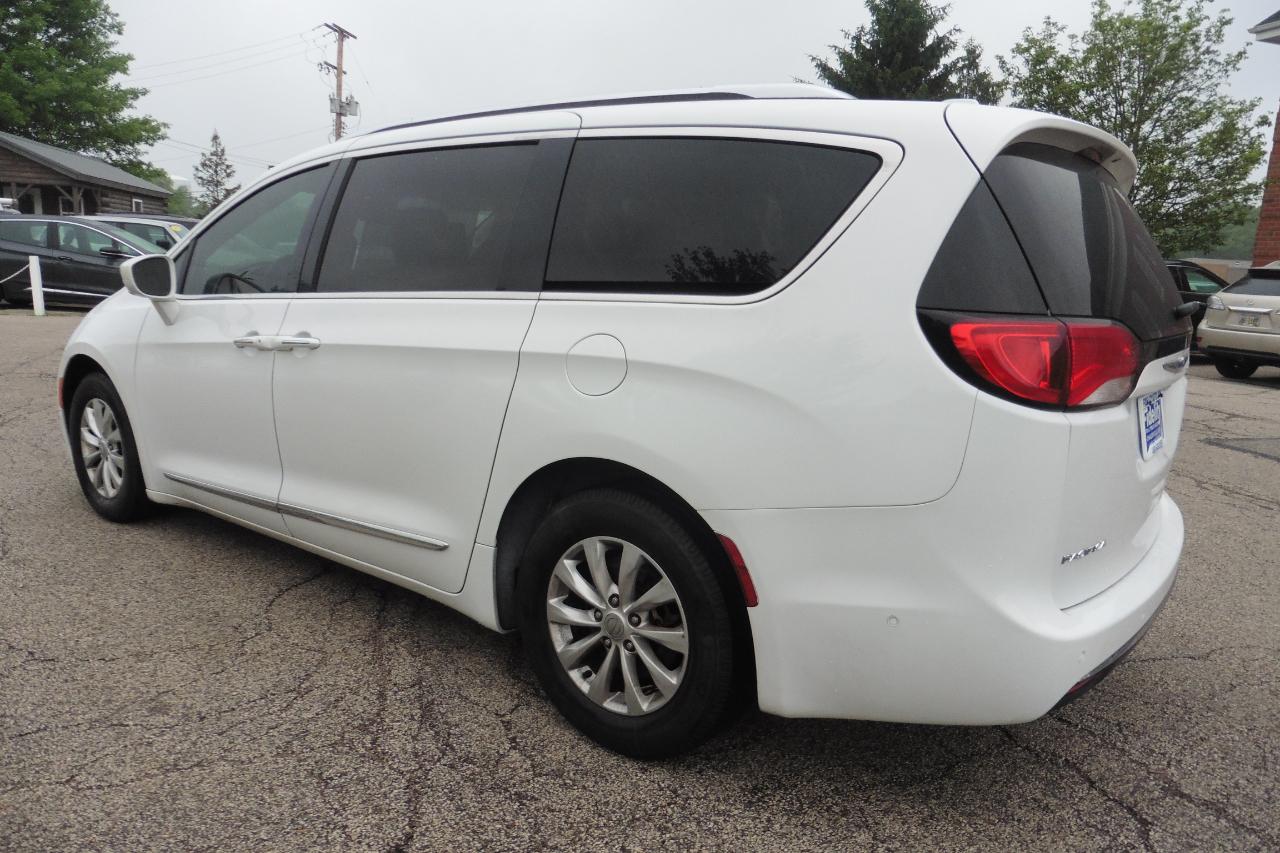 Chrysler Pacifica  2018
