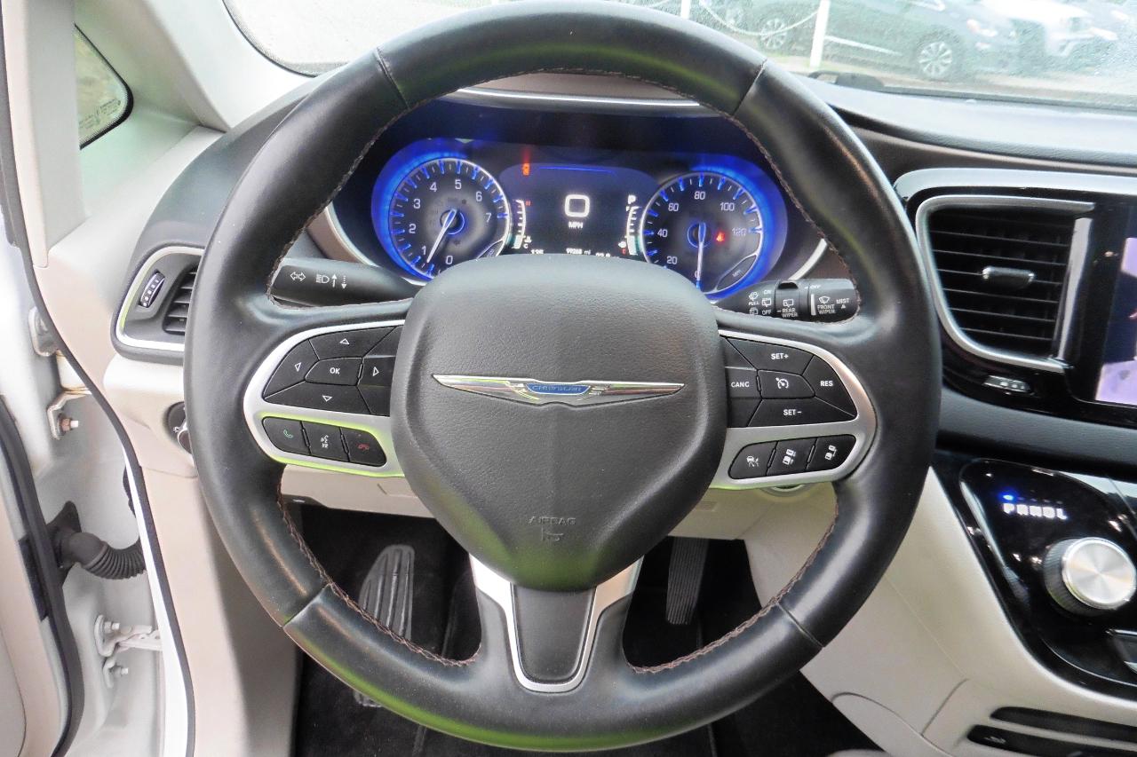 Chrysler Pacifica  2018