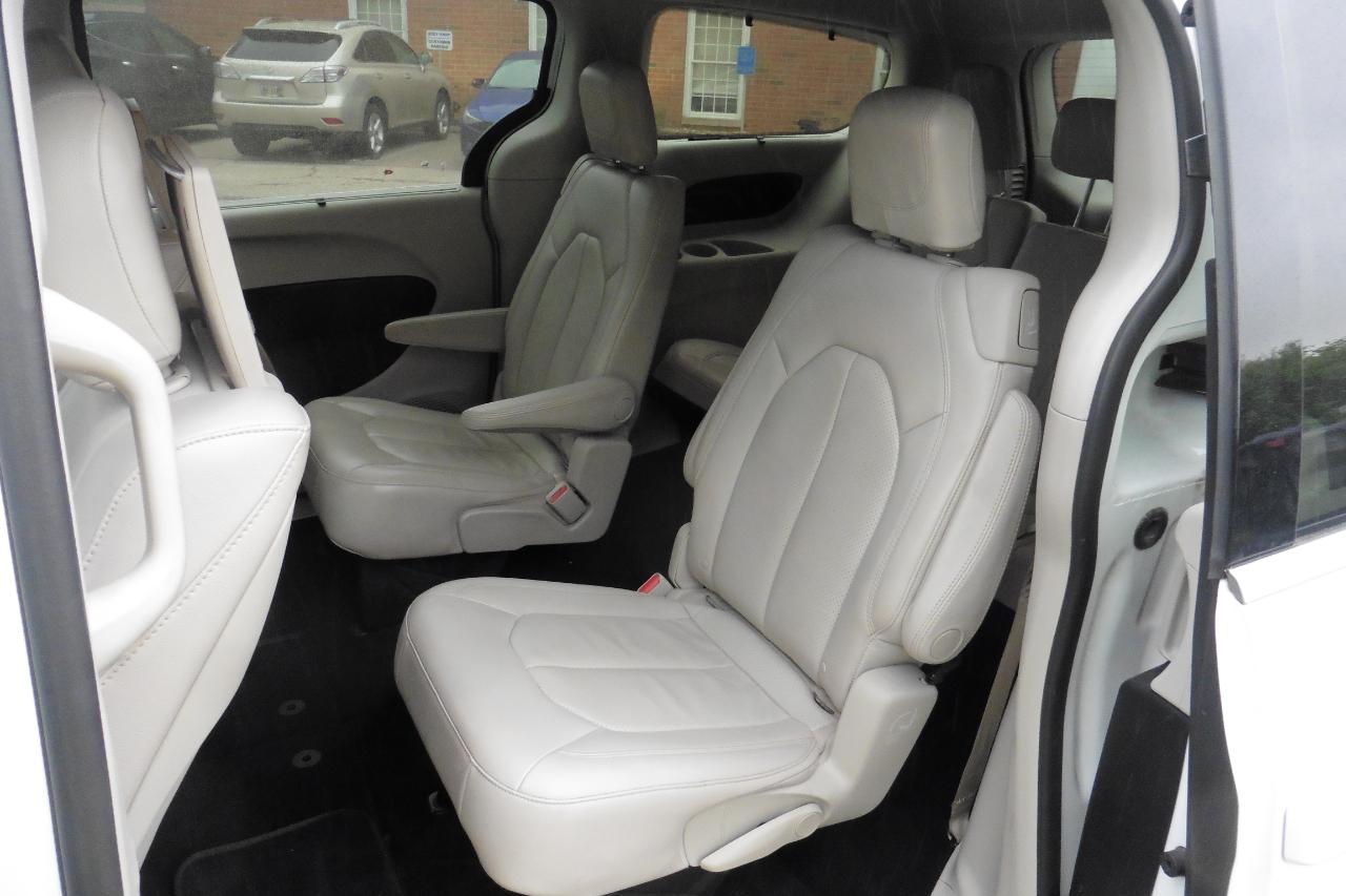 Chrysler Pacifica  2018