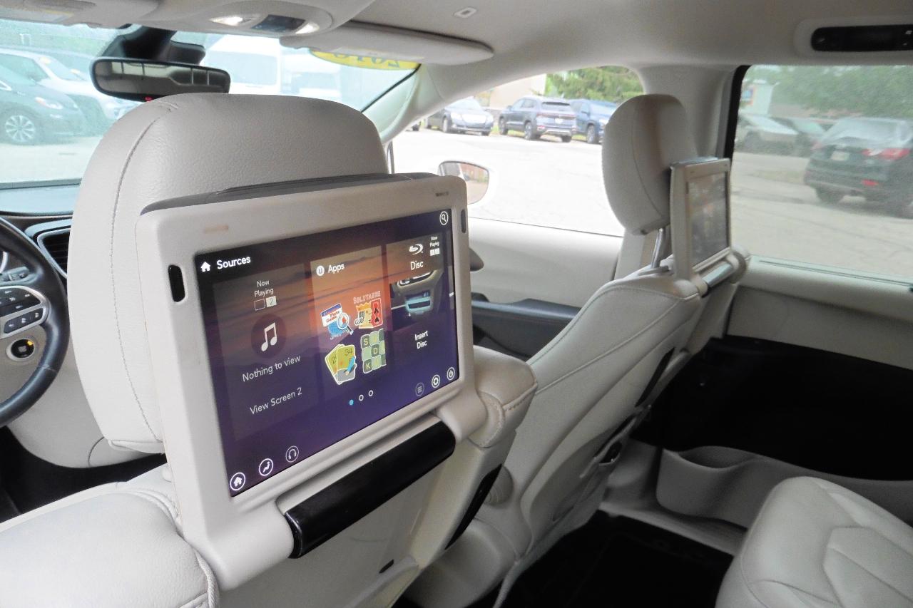 Chrysler Pacifica  2018