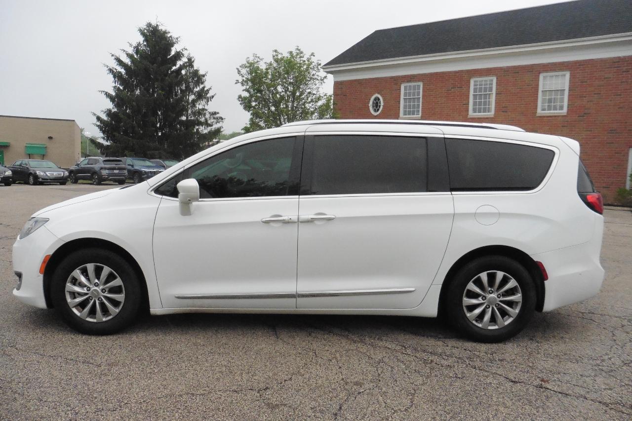 Chrysler Pacifica  2018