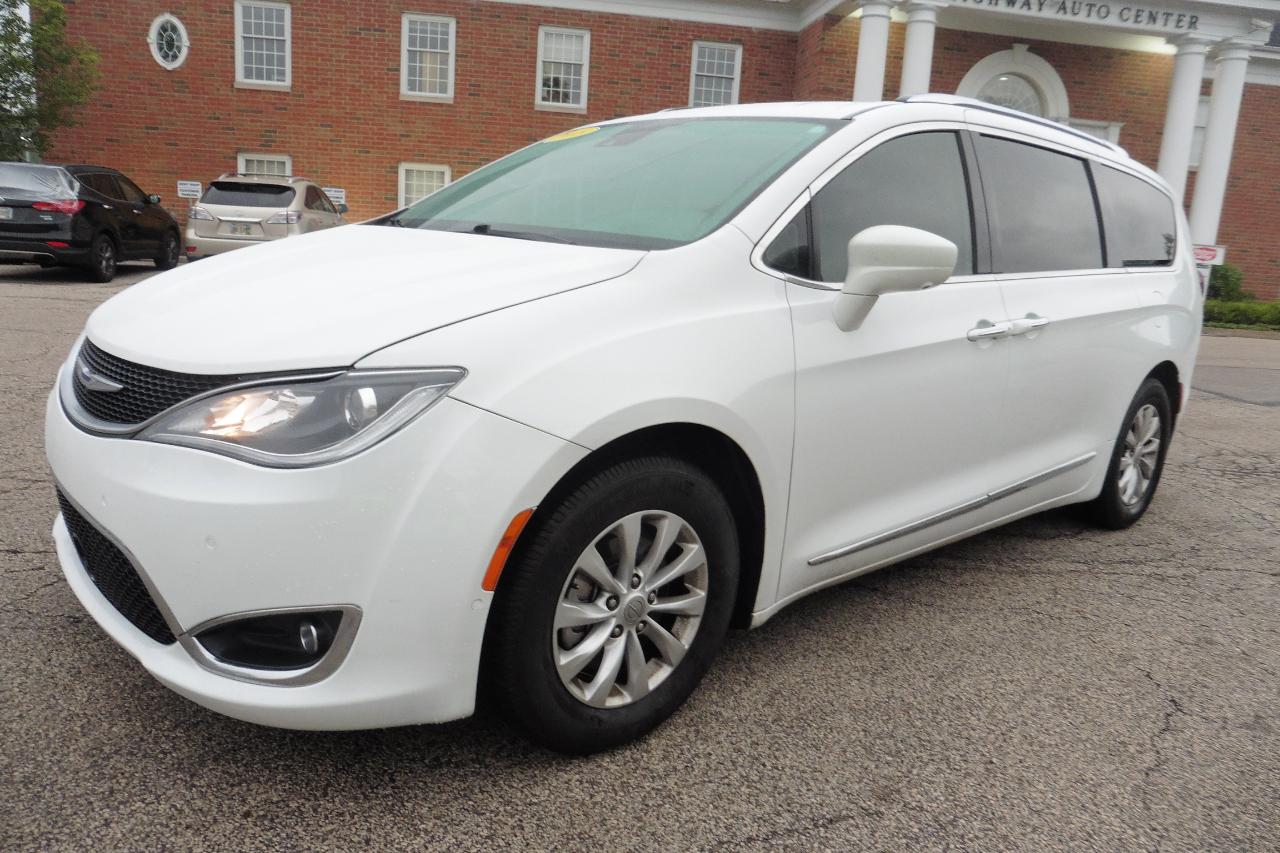 Chrysler Pacifica  2018