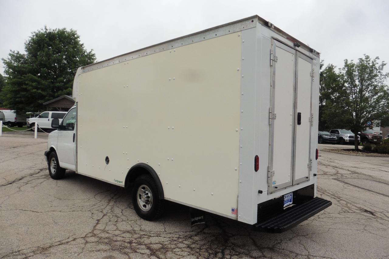 Chevrolet Express  2021