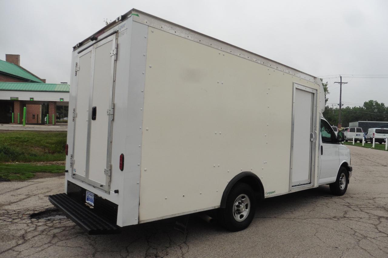 Chevrolet Express  2021