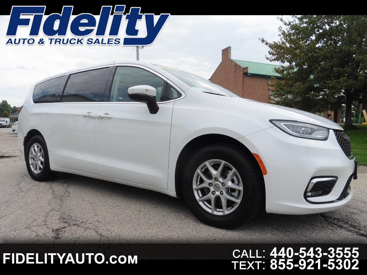 2023 Chrysler Pacifica TOURING L