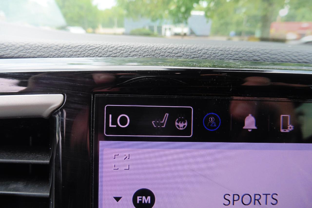 Chrysler Pacifica Touring L FWD 2023