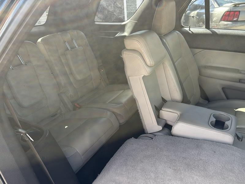 Ford Explorer Limited FWD 2014