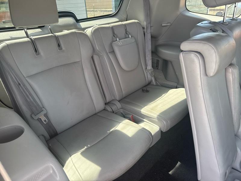 Toyota Highlander Base 2WD V6 2013