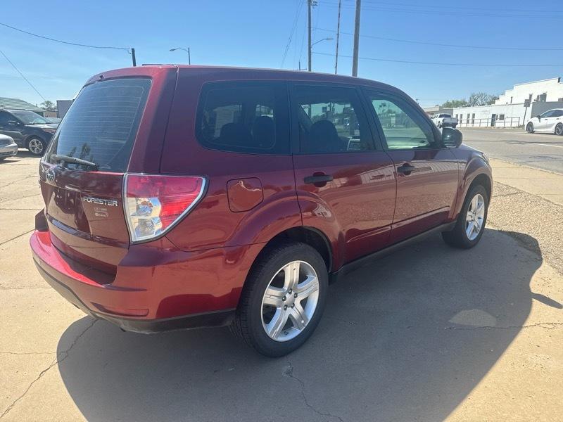 Subaru Forester 2.5X 2010