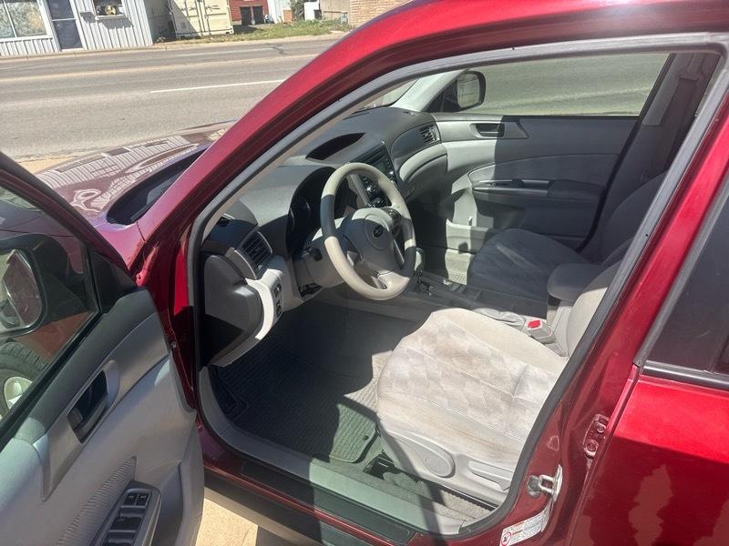 Subaru Forester 2.5X 2010