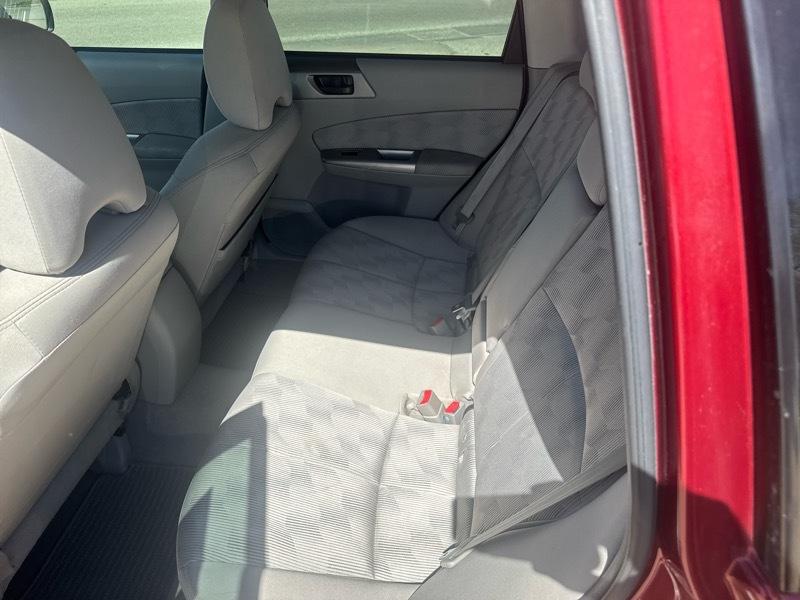 Subaru Forester 2.5X 2010