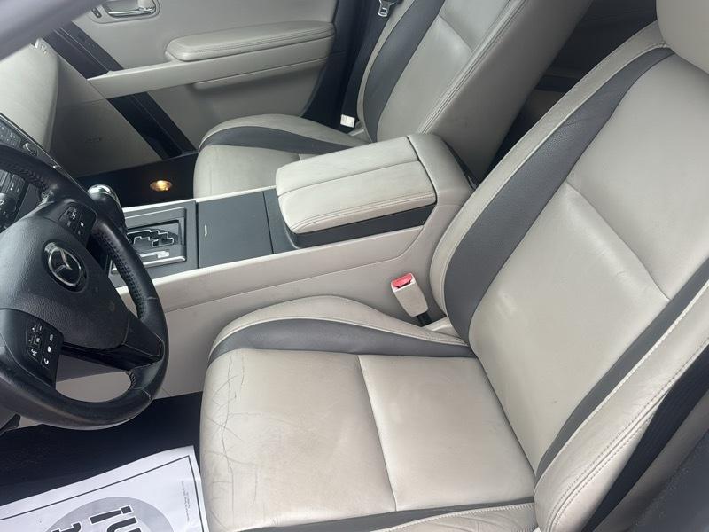Mazda CX-9 Touring AWD 2011