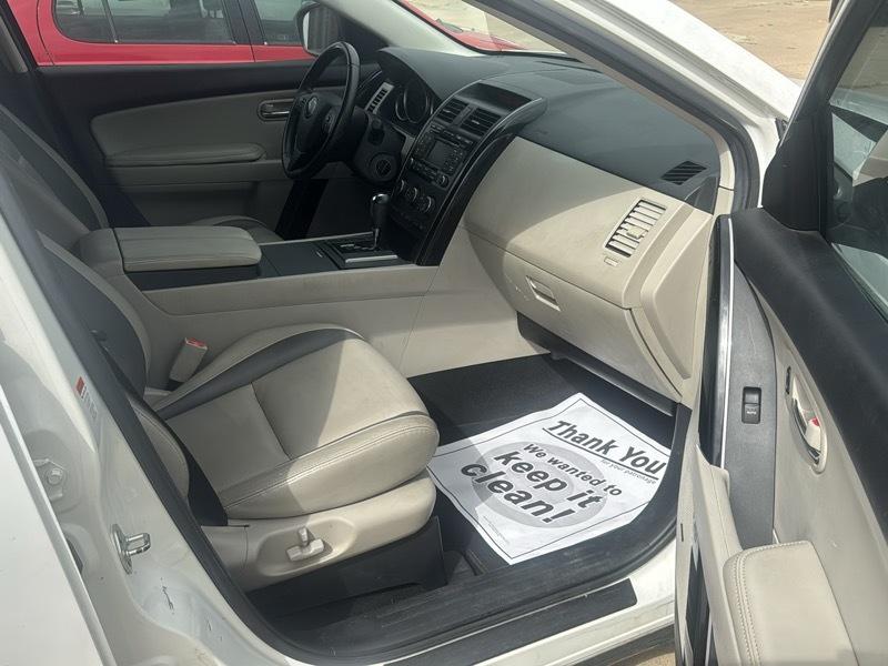 Mazda CX-9 Touring AWD 2011