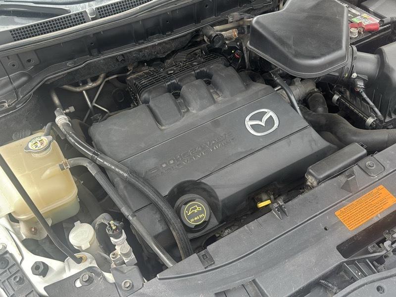 Mazda CX-9 Touring AWD 2011