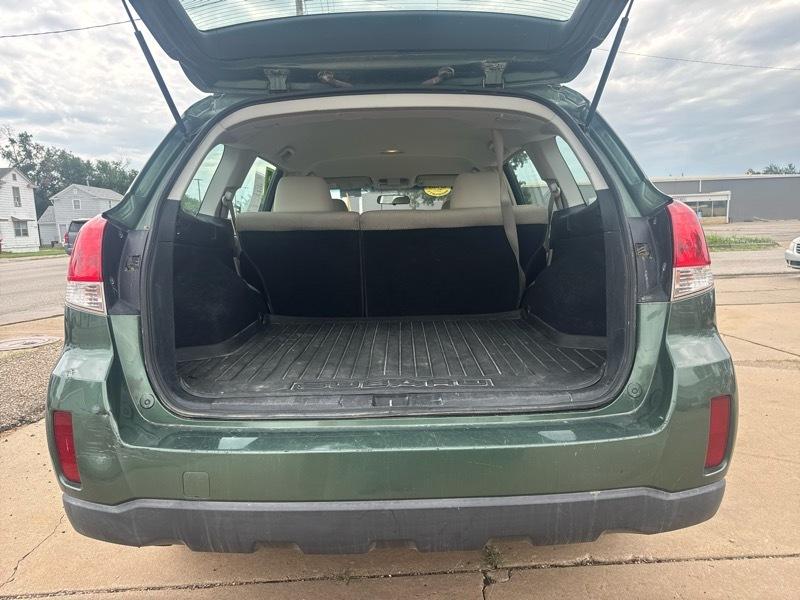 Subaru Outback 2.5i 2011