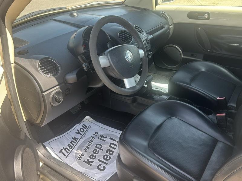 Volkswagen New Beetle 2.5L PZEV Convertible 2006