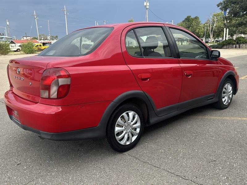 Toyota ECHO 4-Door 2001