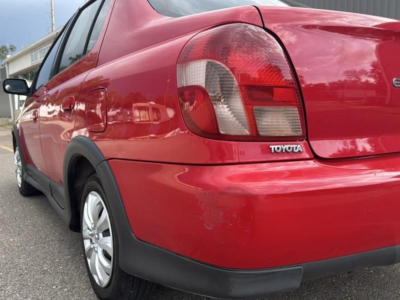 Toyota ECHO 4-Door 2001