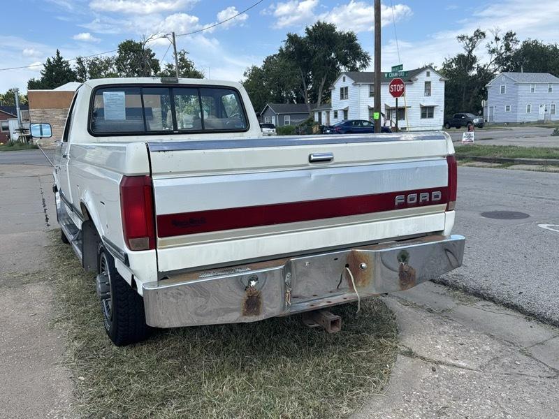 Ford F-250 Reg. Cab 2WD 1991